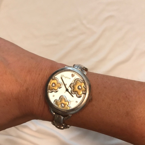 Watch - Picture 3 of 3